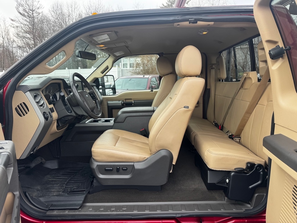 Ford Super Duty F-350 SRW 4WD SuperCab 158" Lariat 2016