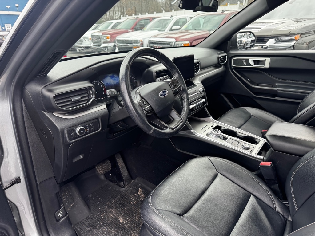 Ford Explorer XLT 4WD 2020