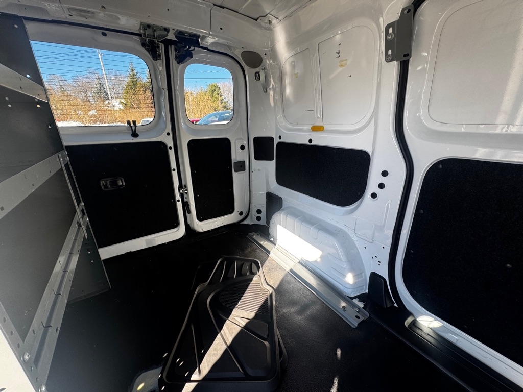Nissan NV200 I4 SV 2016