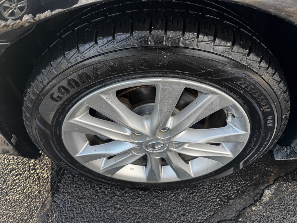 Lexus ES 350 4dr Sdn 2011