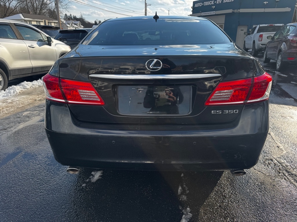 Lexus ES 350 4dr Sdn 2011
