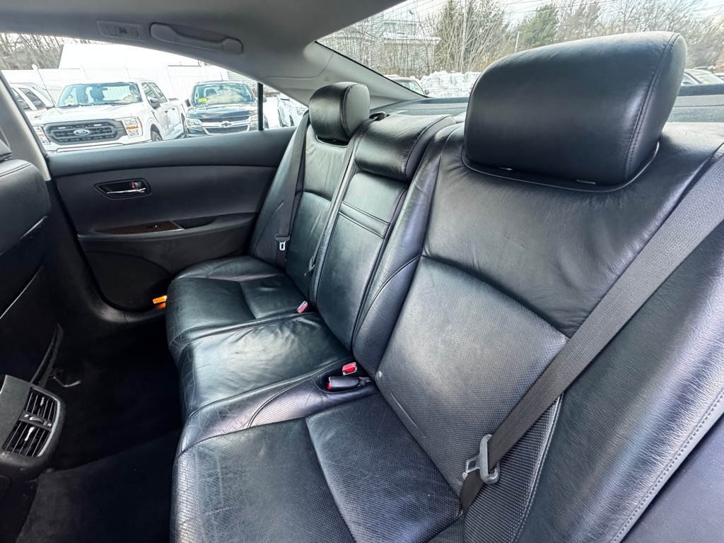 Lexus ES 350 4dr Sdn 2011