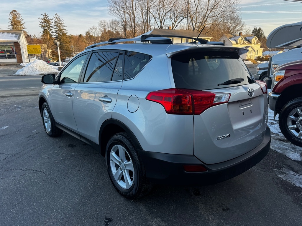 Toyota RAV4 AWD 4dr XLE (Natl) 2014