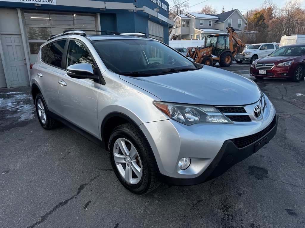 Toyota RAV4 AWD 4dr XLE (Natl) 2014