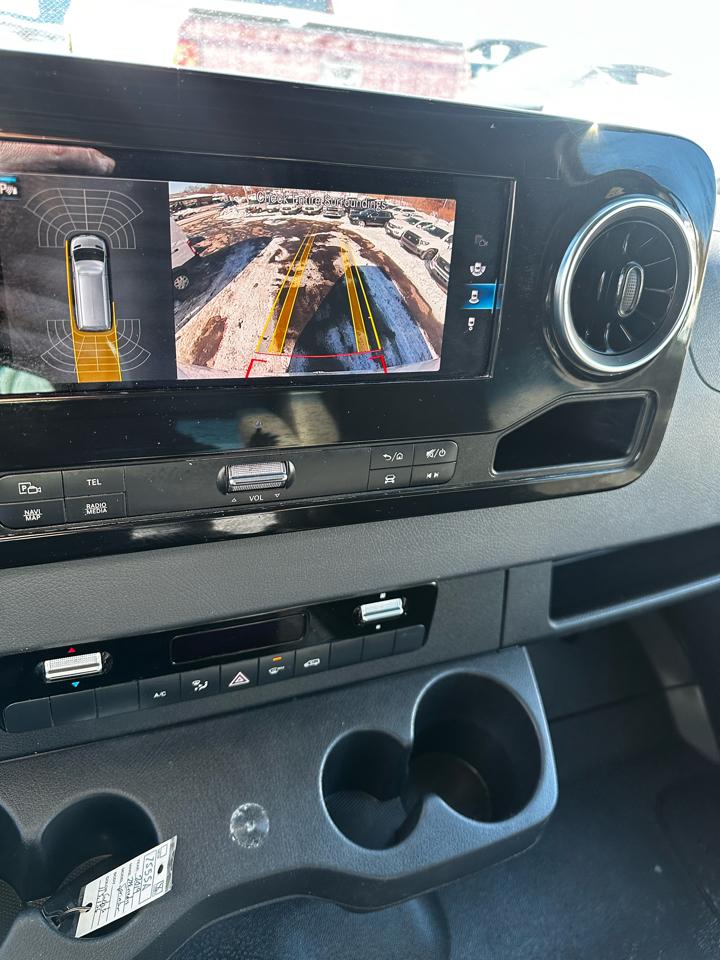 Mercedes-Benz Sprinter Van 2500 Standard Roof V6 144" RWD 2019