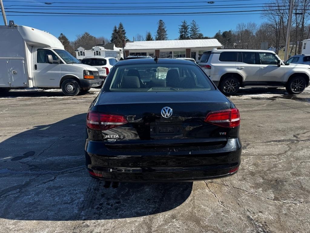 Volkswagen Jetta Sedan 4dr Auto 1.4T S 2016