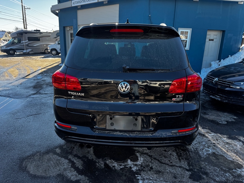 Volkswagen Tiguan 4MOTION 4dr Auto R-Line 2016