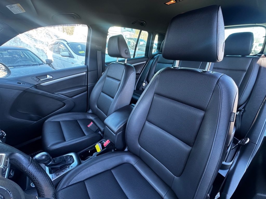 Volkswagen Tiguan 4MOTION 4dr Auto R-Line 2016