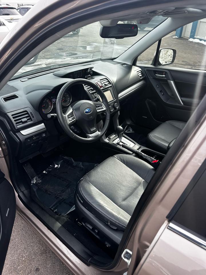 Subaru Forester 4dr CVT 2.5i Limited PZEV 2015