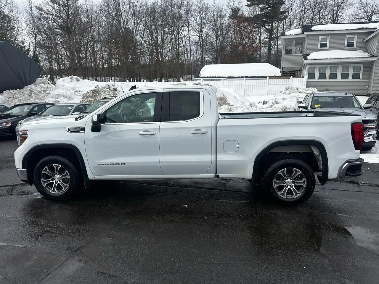 GMC Sierra 1500 2WD Double Cab 147" SLE 2019