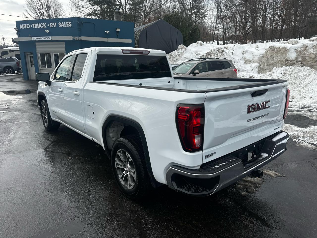 GMC Sierra 1500 2WD Double Cab 147" SLE 2019