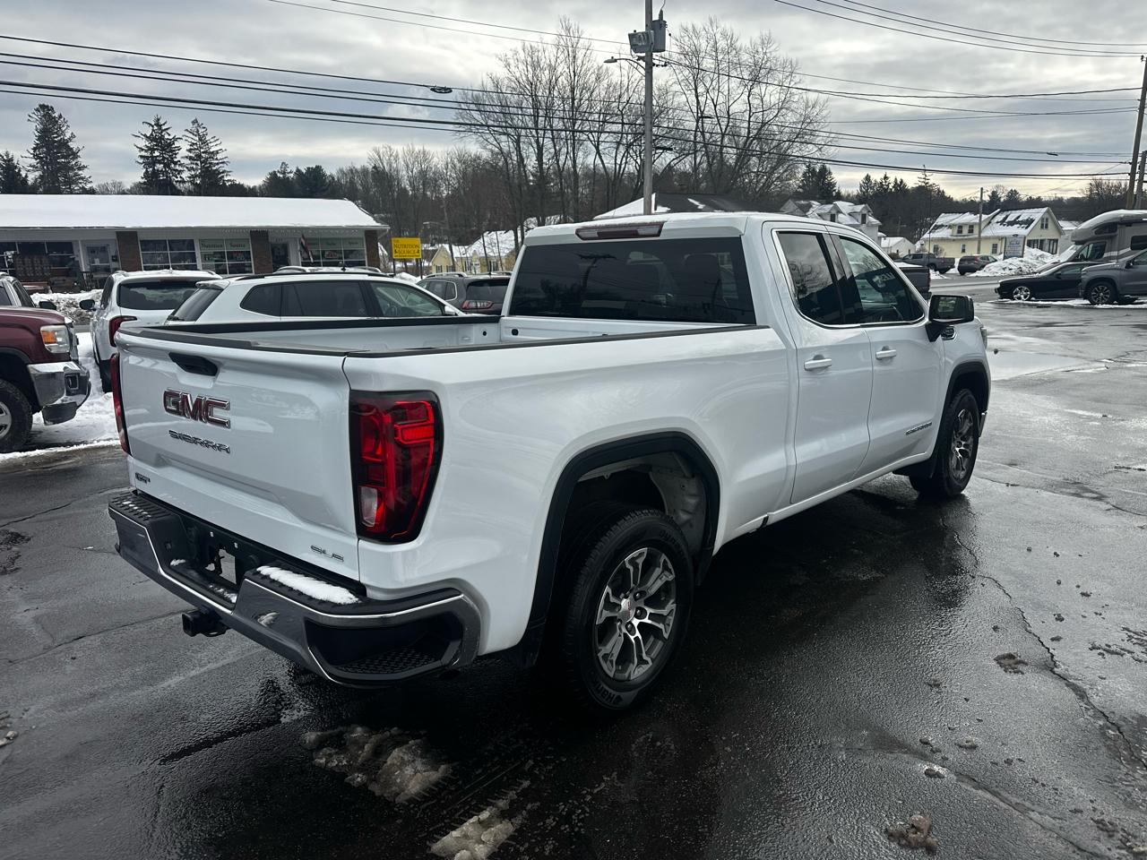 GMC Sierra 1500 2WD Double Cab 147" SLE 2019