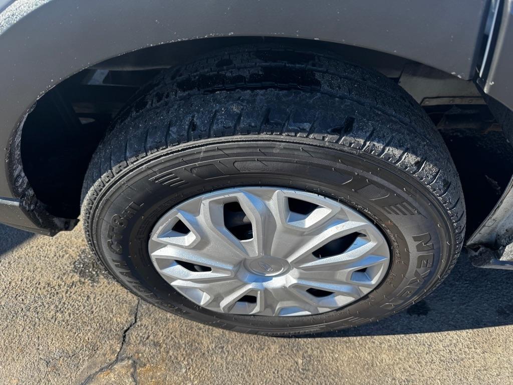 Ford Transit Cargo Van T-250 130" Med Rf 9070 GVWR RWD 2021