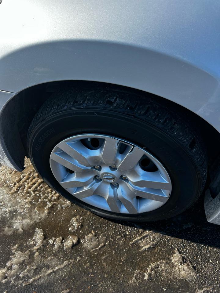 Nissan Altima 4dr Sdn I4 CVT 2.5 S 2012