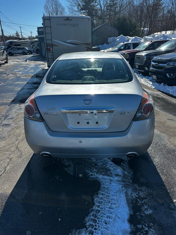 Nissan Altima 4dr Sdn I4 CVT 2.5 S 2012