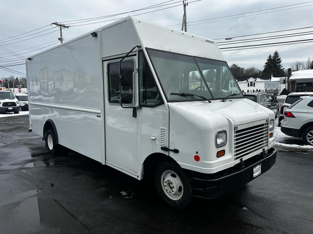 Ford E-Series Stripped Chassis E-450 158" WB 2023