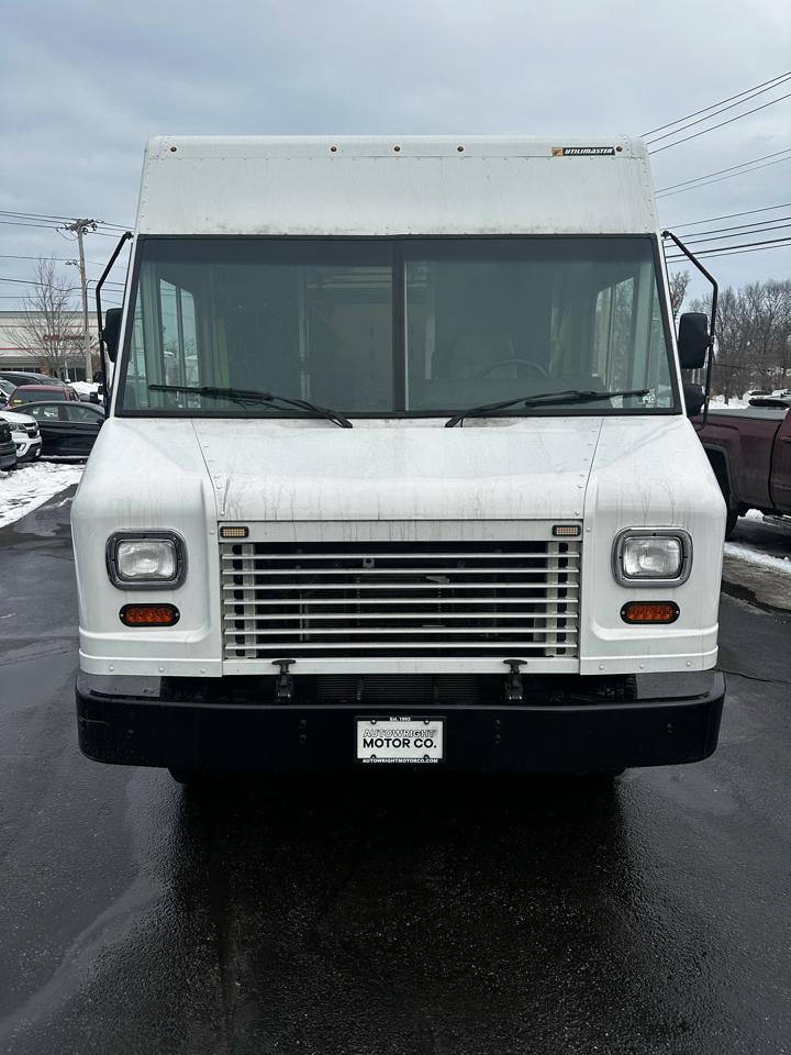 Ford E-Series Stripped Chassis E-450 158" WB 2023