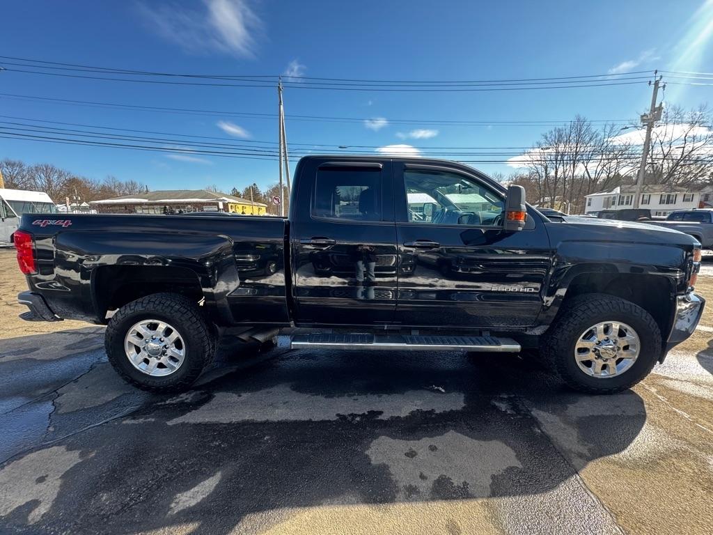 Chevrolet Silverado 2500HD  2015