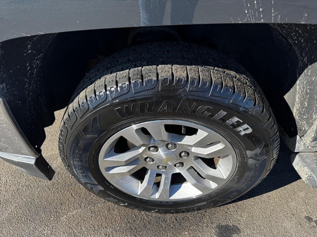 Chevrolet Silverado 1500 4WD Crew Cab 143.5" LT w/1LT 2017