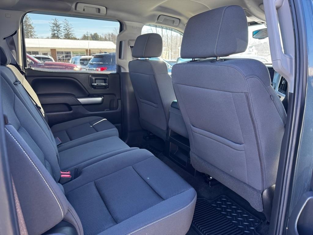 Chevrolet Silverado 1500 4WD Crew Cab 143.5" LT w/1LT 2017