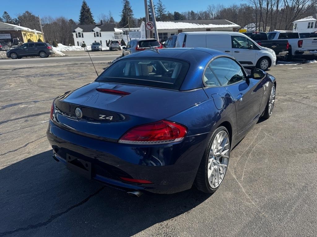 BMW Z4 2dr Roadster sDrive35i 2011
