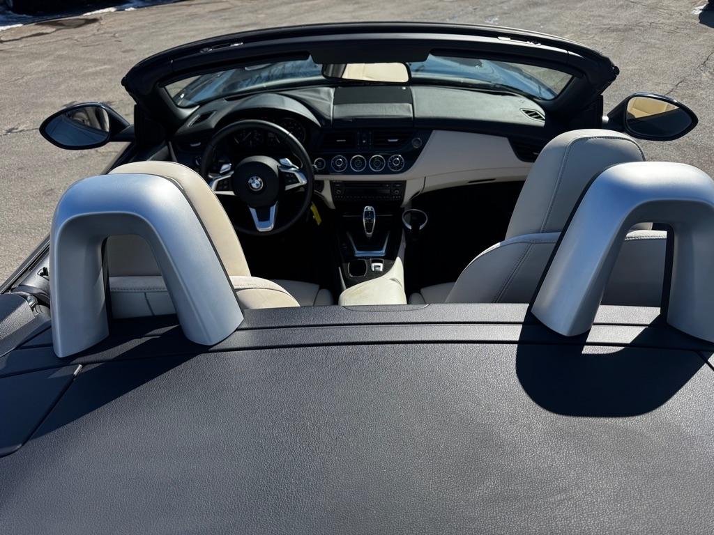 BMW Z4 2dr Roadster sDrive35i 2011
