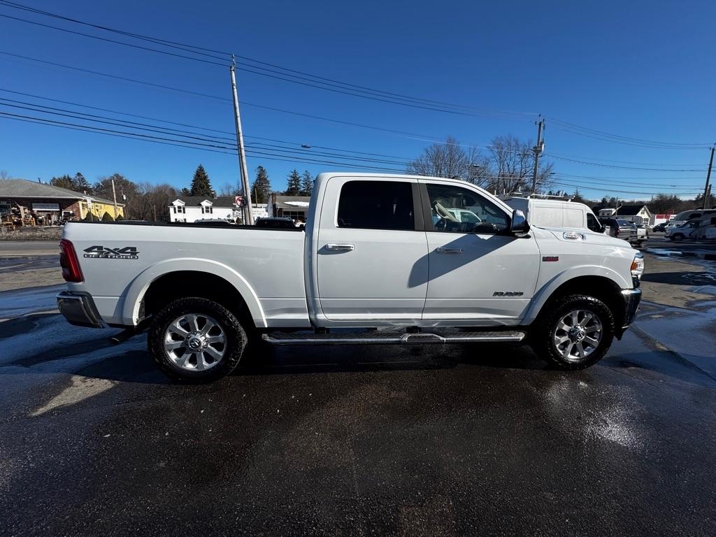 RAM 2500 Laramie 4x4 Crew Cab 6'4" Box 2022