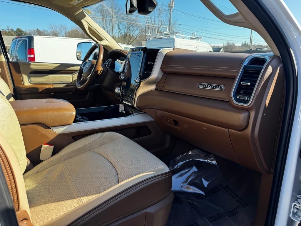 RAM 2500 Laramie 4x4 Crew Cab 6'4" Box 2022