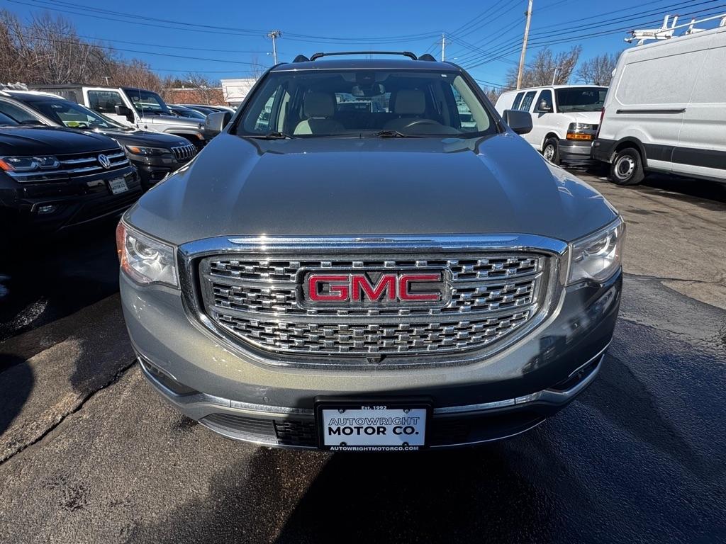 GMC Acadia FWD 4dr Denali 2017