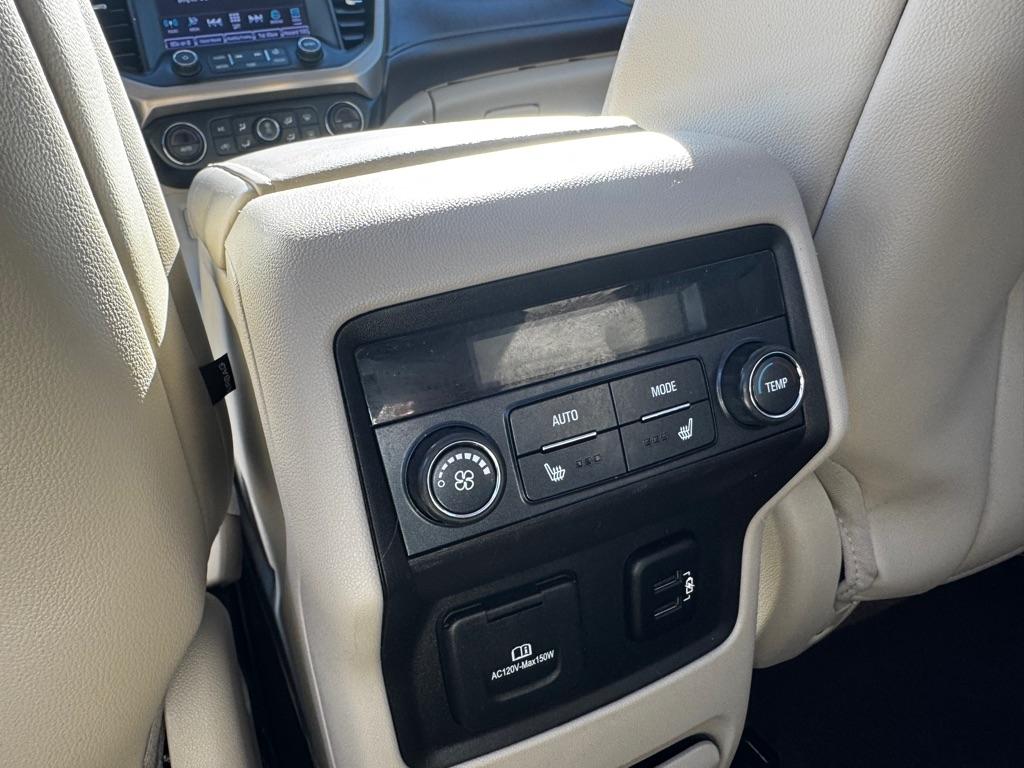 GMC Acadia FWD 4dr Denali 2017