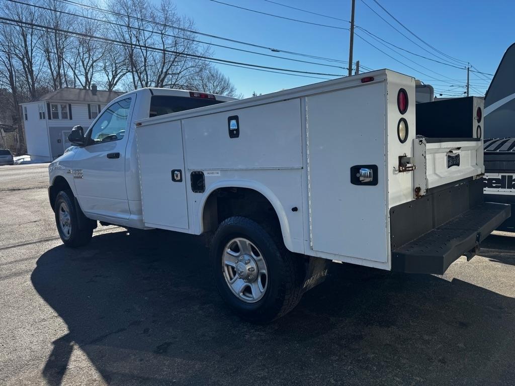RAM 2500 4WD Reg Cab 140.5" Tradesman 2015