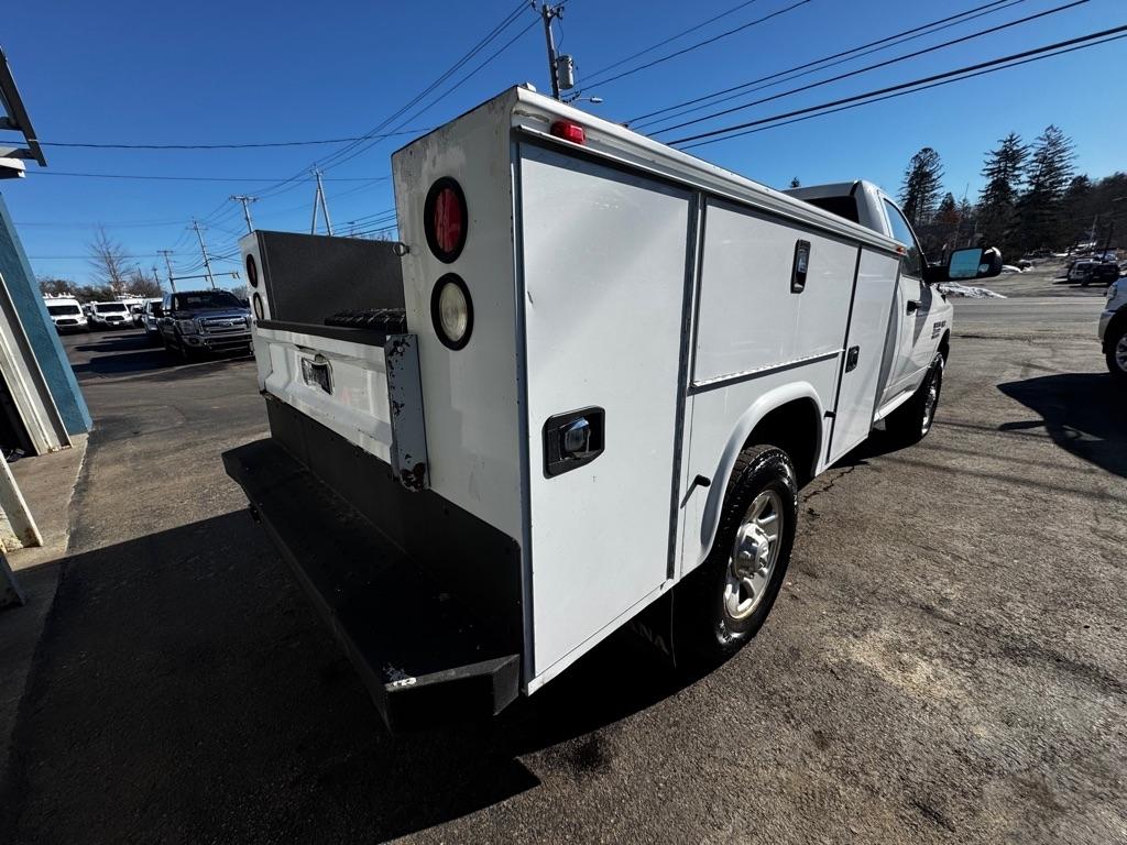 RAM 2500 4WD Reg Cab 140.5" Tradesman 2015