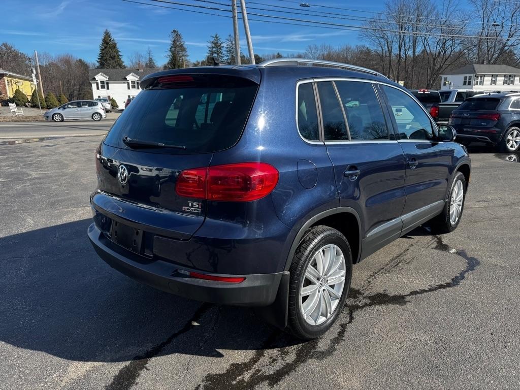 Volkswagen Tiguan 4MOTION 4dr Auto SEL 2016