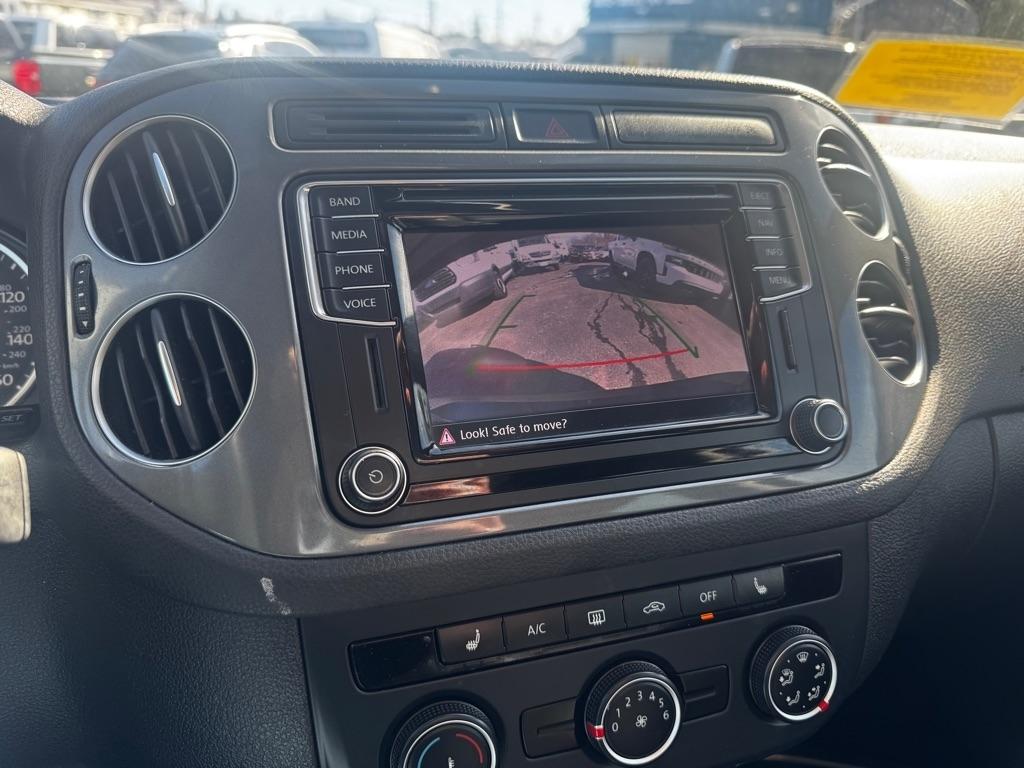 Volkswagen Tiguan 4MOTION 4dr Auto SEL 2016