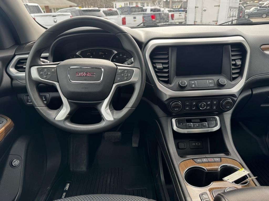 GMC Acadia AWD 4dr SLE 2021