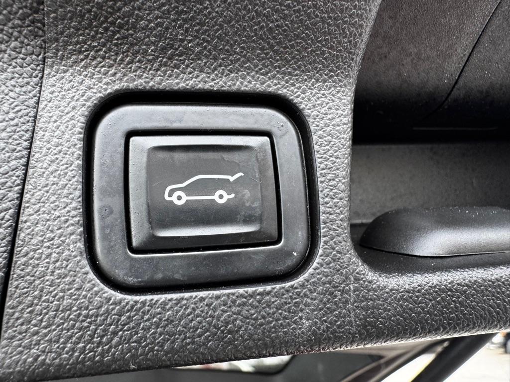 GMC Acadia AWD 4dr SLE 2021