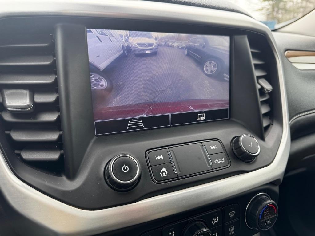 GMC Acadia AWD 4dr SLE 2021