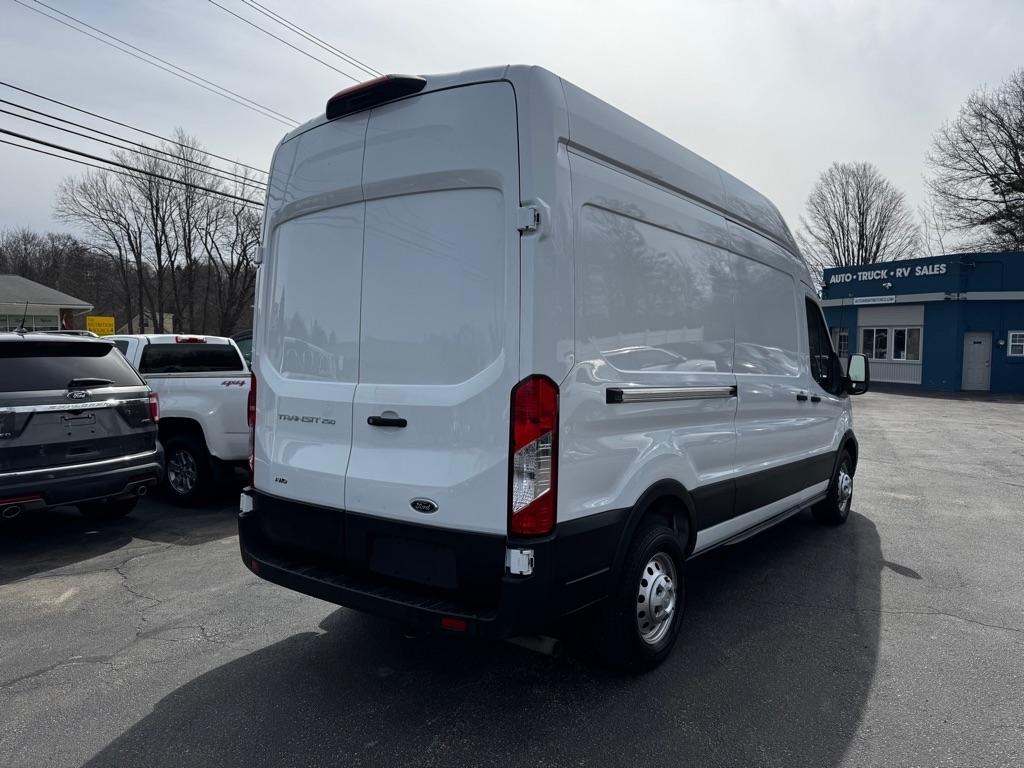 Ford Transit Cargo Van T-250 148" Hi Rf 9070 GVWR AWD 2022