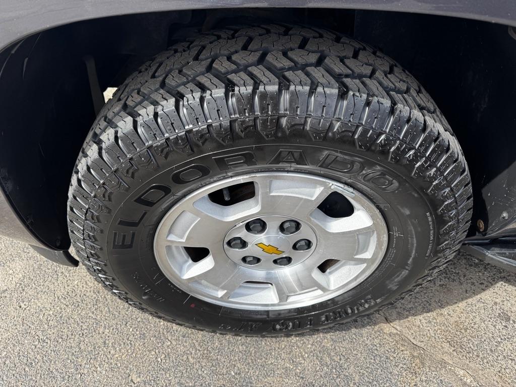 Chevrolet Tahoe 2WD 4dr 1500 LT 2010