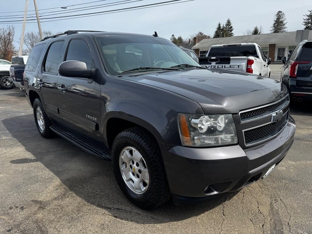 Chevrolet Tahoe 2WD 4dr 1500 LT 2010