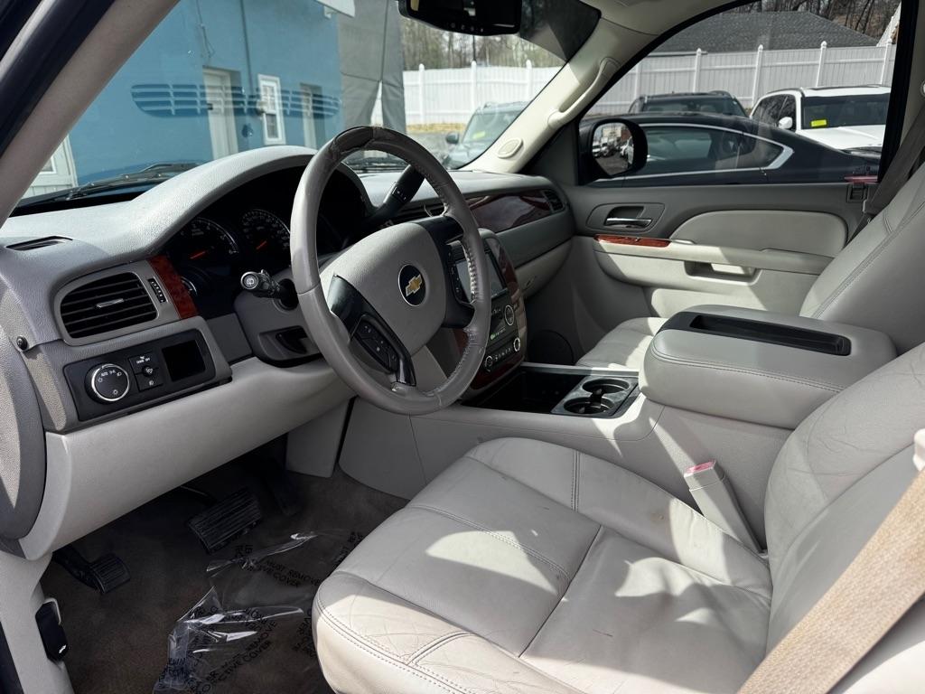 Chevrolet Tahoe 2WD 4dr 1500 LT 2010