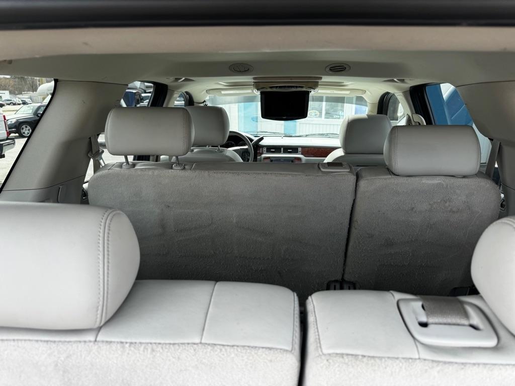 Chevrolet Tahoe 2WD 4dr 1500 LT 2010