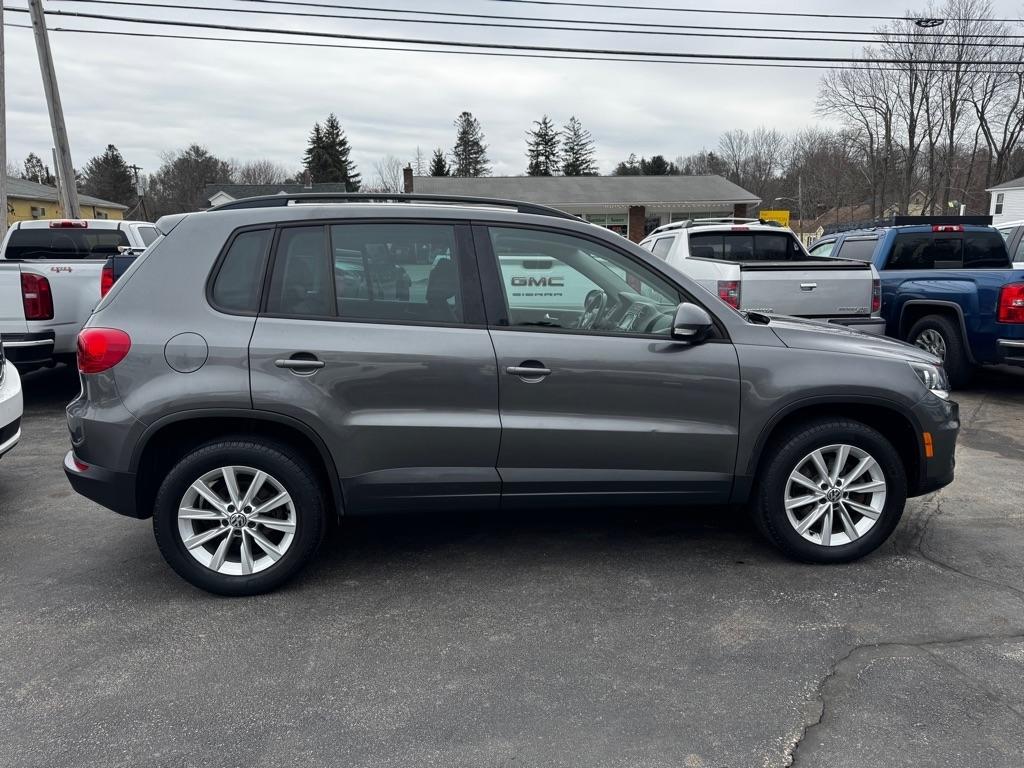 Volkswagen Tiguan 4MOTION 4dr Auto SEL 2015