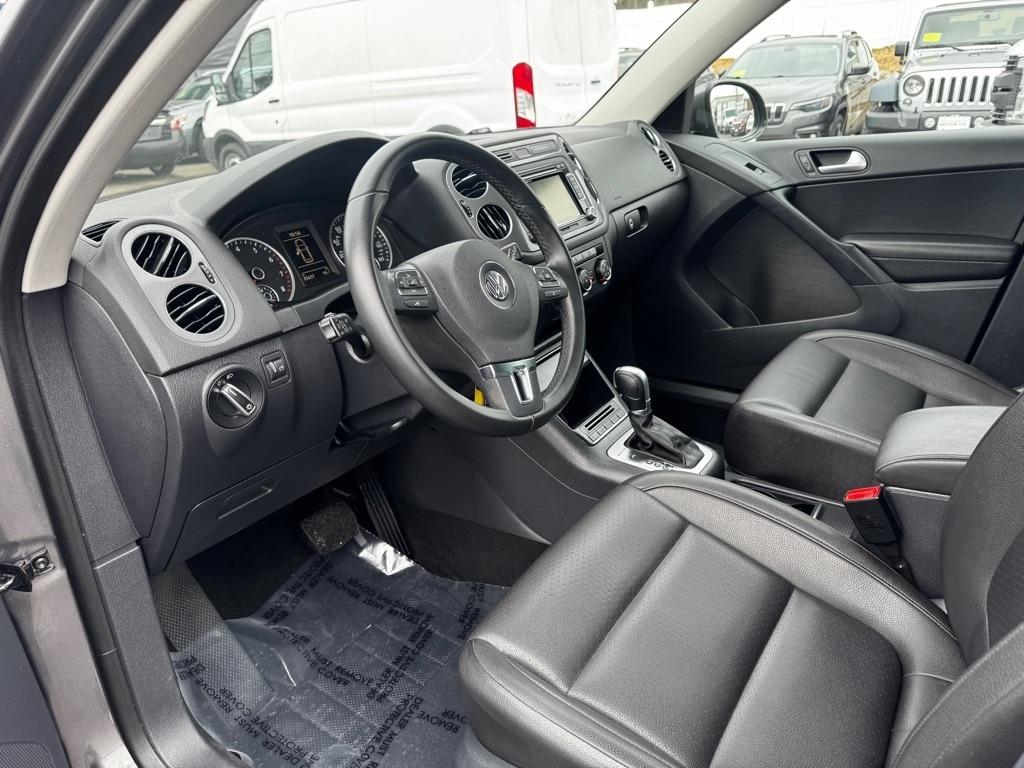 Volkswagen Tiguan 4MOTION 4dr Auto SEL 2015
