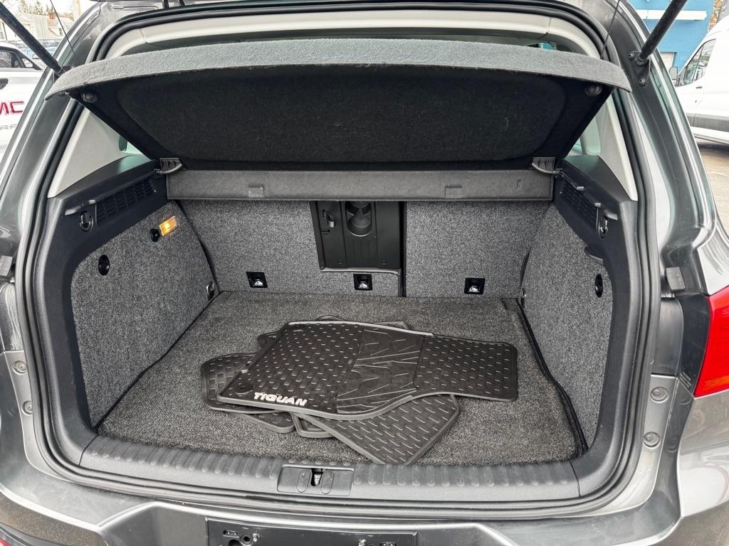 Volkswagen Tiguan 4MOTION 4dr Auto SEL 2015