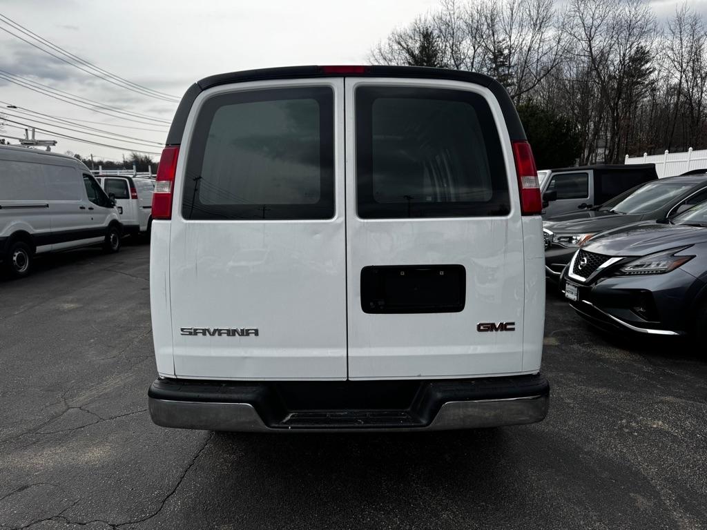 GMC Savana Cargo Van RWD 2500 135" 2019