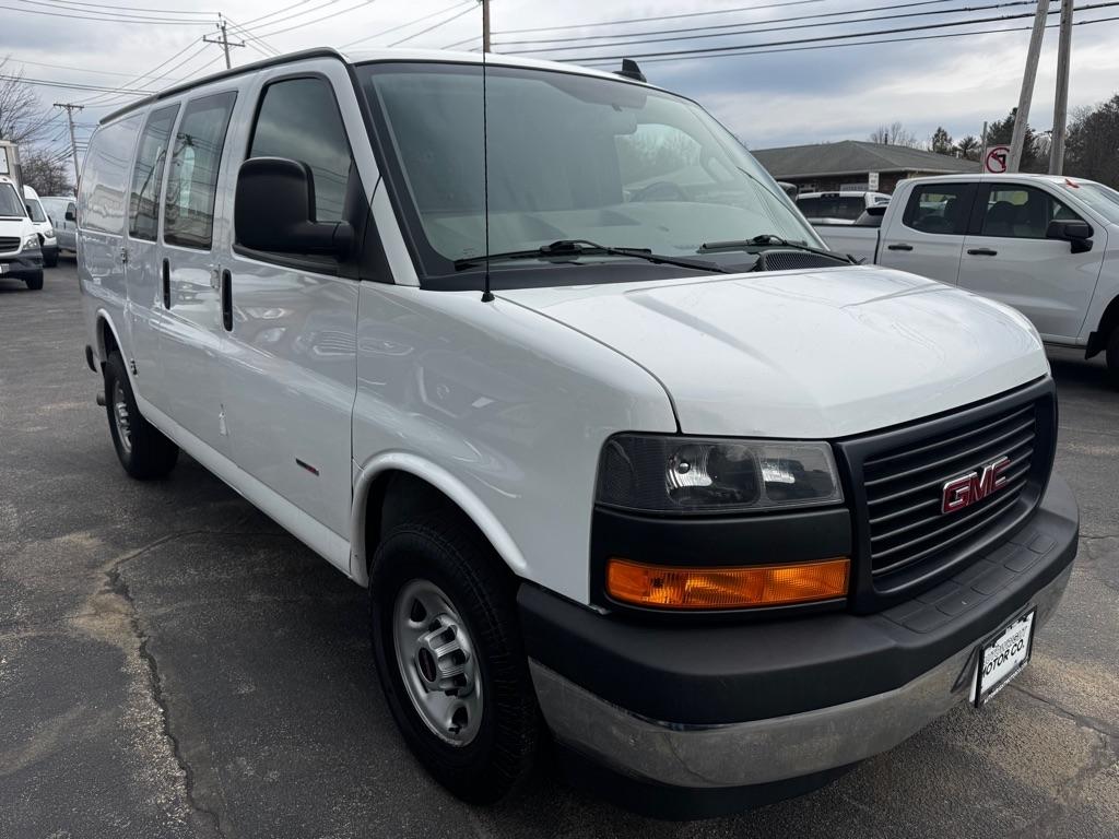 GMC Savana Cargo Van RWD 2500 135" 2019