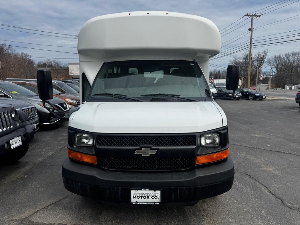 Chevrolet Express Commercial Cutaway 3500 Van 139" 2013