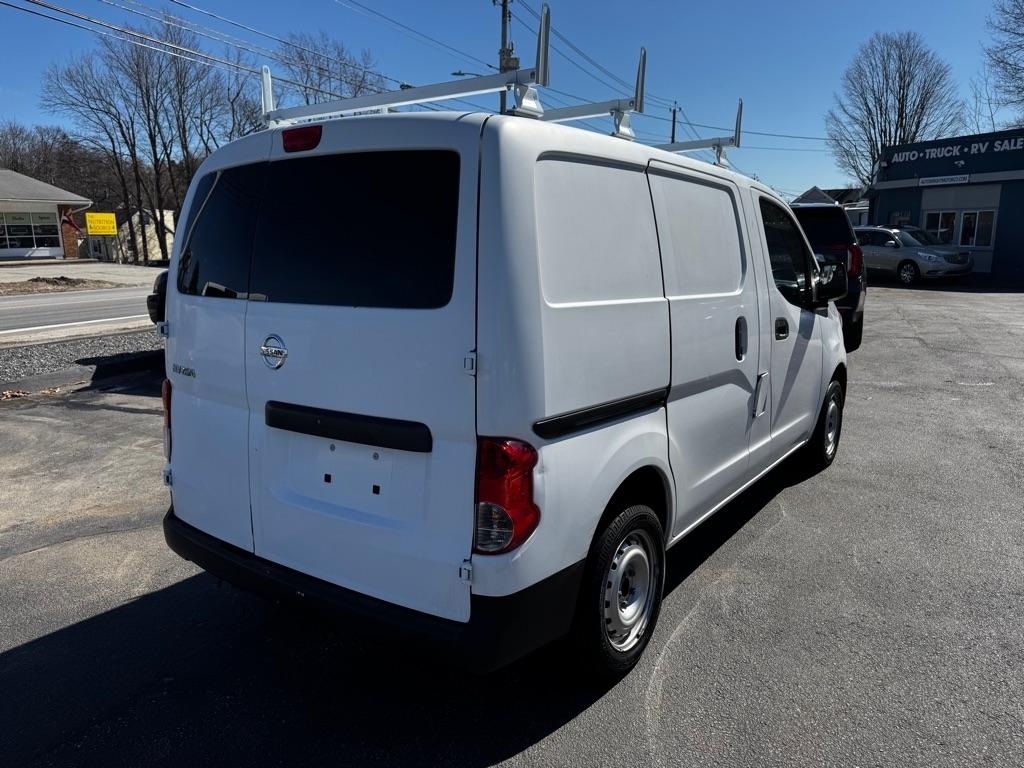 Nissan NV200 Compact Cargo I4 S 2017