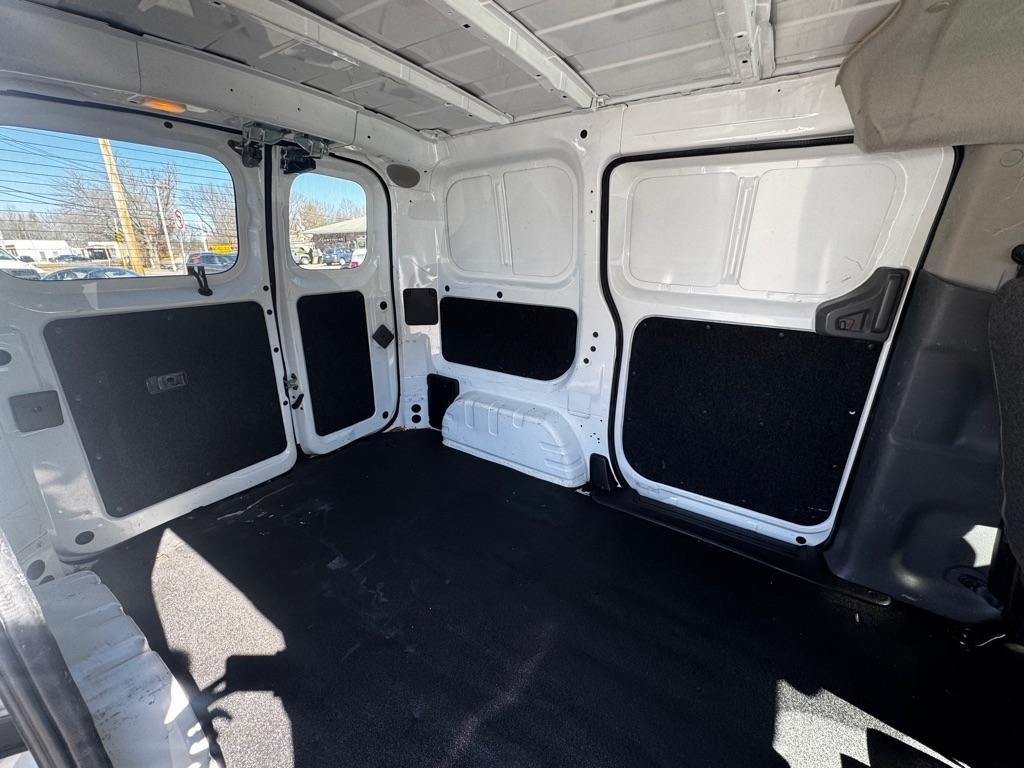 Nissan NV200 Compact Cargo I4 S 2017